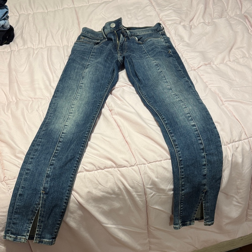 Express Mid-Wash Ankle Jeans